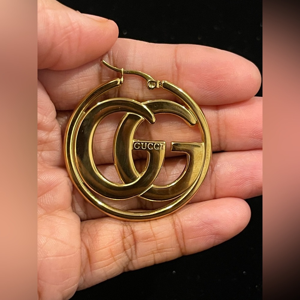 Fashion Jewelry Gold Interlocking GG Hoop Earrings - Picture 4 of 4